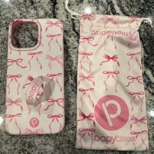 Loopy Apple / iPhone 15 Pro Max (6.7" Screen) / Lefty